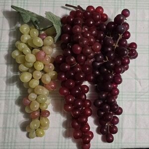 Artificial Grape Cluster Decor